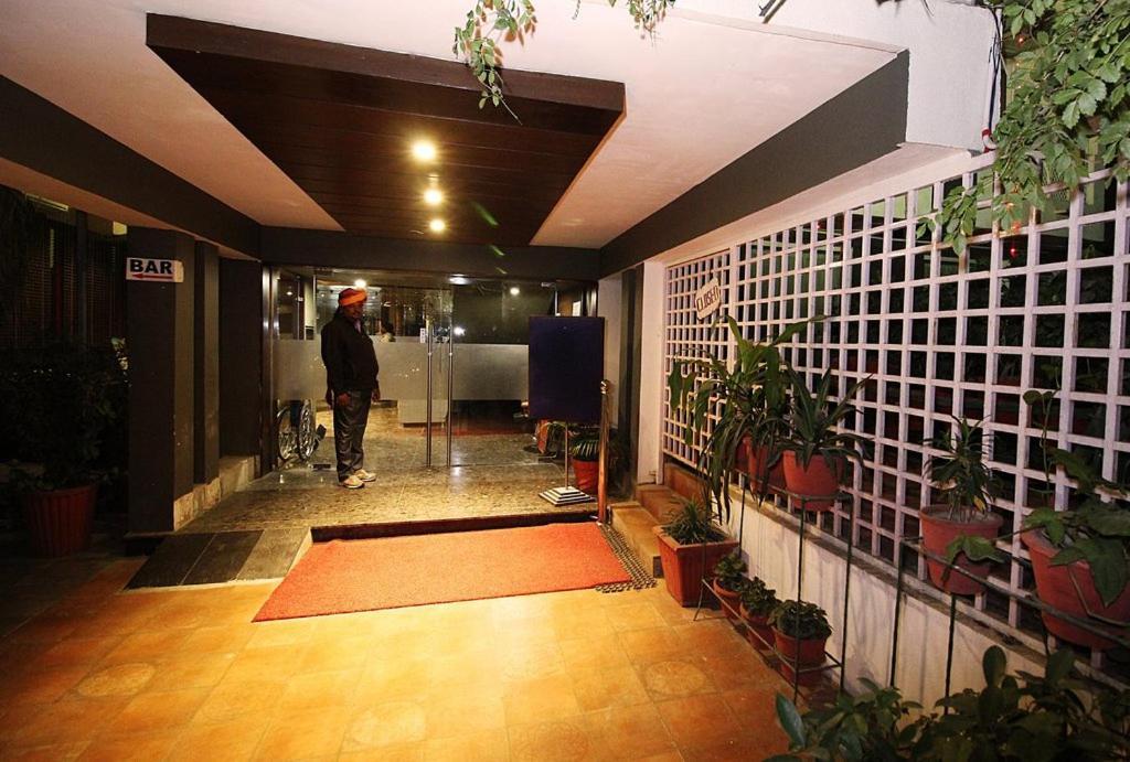 Hotel Aravali Heights Alwar Exteriör bild